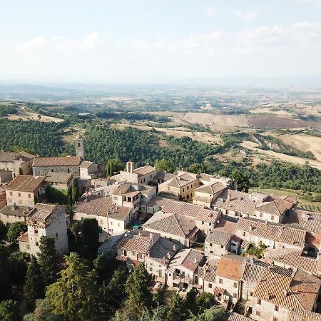 La Fraternita Villa Montefollonico ภายนอก รูปภาพ